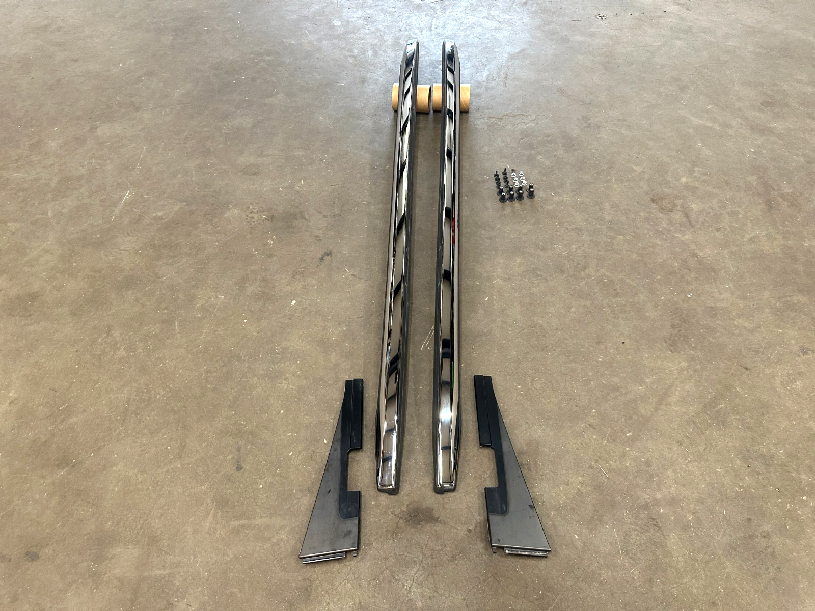14-20 ACURA MDX LEFT & RIGHT SIDE ROOF RAIL RACK LUGGAGE SET, OEM LOT3710 14-20 ACURA MDX LEFT & RIGHT SIDE ROOF RAIL RACK LUGGAGE SET, OEM LOT3710
