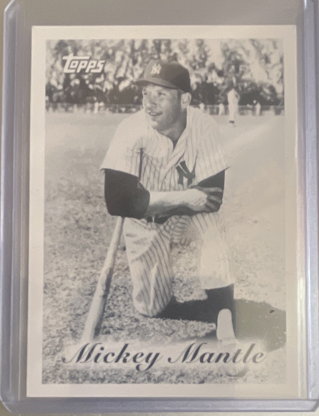 Topps 1996 Mickey Mantle Foundation Insert Mickey Mantle #7 New York Yankees MLB Topps 1996 Mickey Mantle Foundation Insert Mickey Mantle #7 New York Yankees MLB