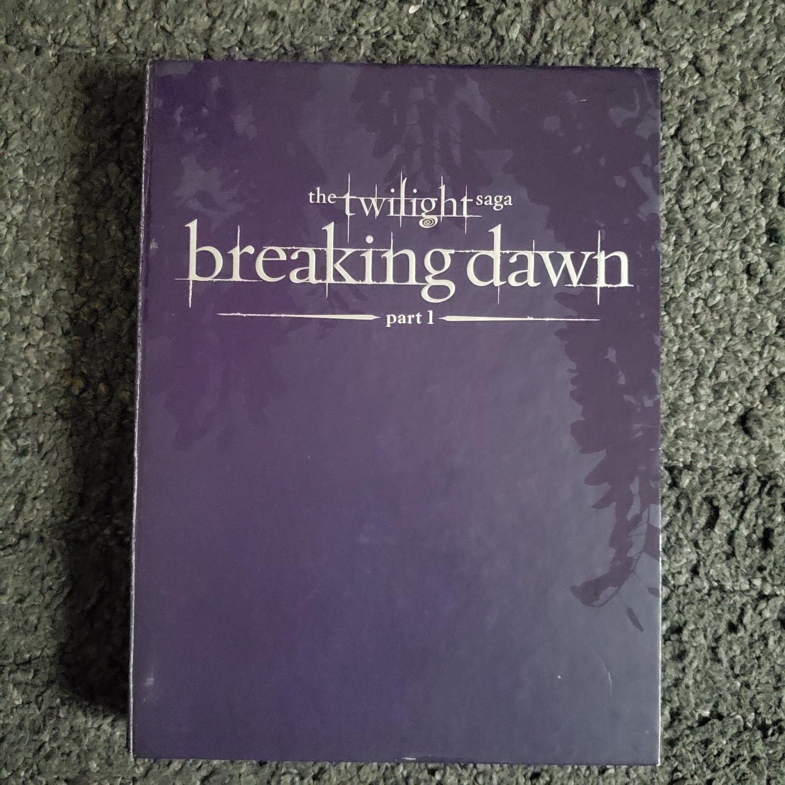 The Twilight Saga Breaking Dawn Part 1 Limited Edition Collectors DVD set The Twilight Saga Breaking Dawn Part 1 Limited Edition Collectors DVD set