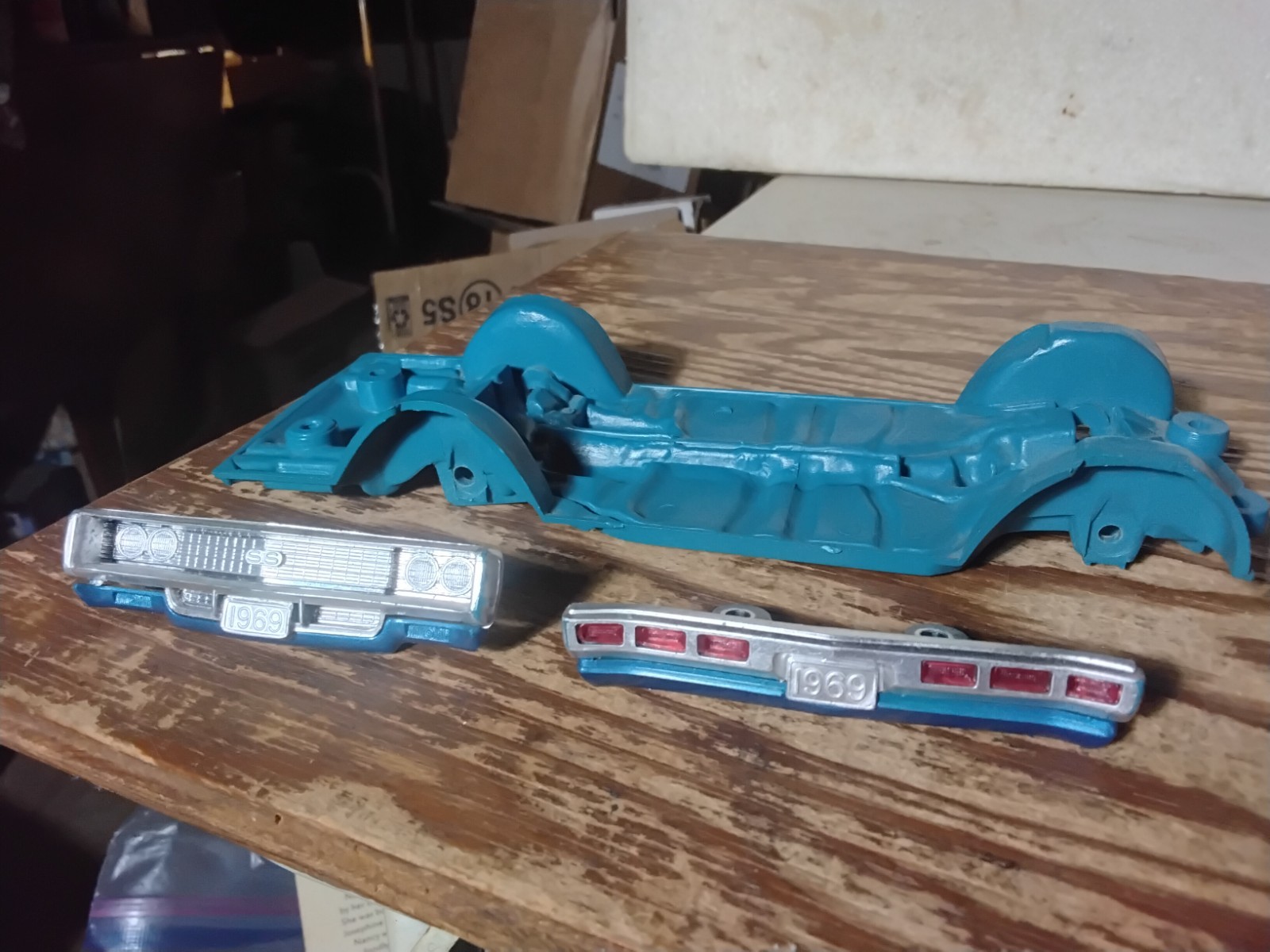 1969 Impala SS 427 PROMO bumpers/taillights/chassis Dealer Promo Parts 1969 Impala SS 427 PROMO bumpers/taillights/chassis Dealer Promo Parts
