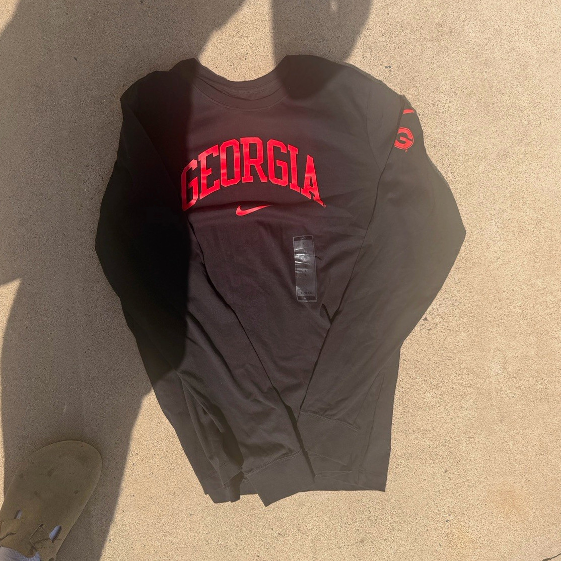 Nike The Nike Tee Georgia Bulldogs Long Sleeve T-Shirt Black/Red Size L