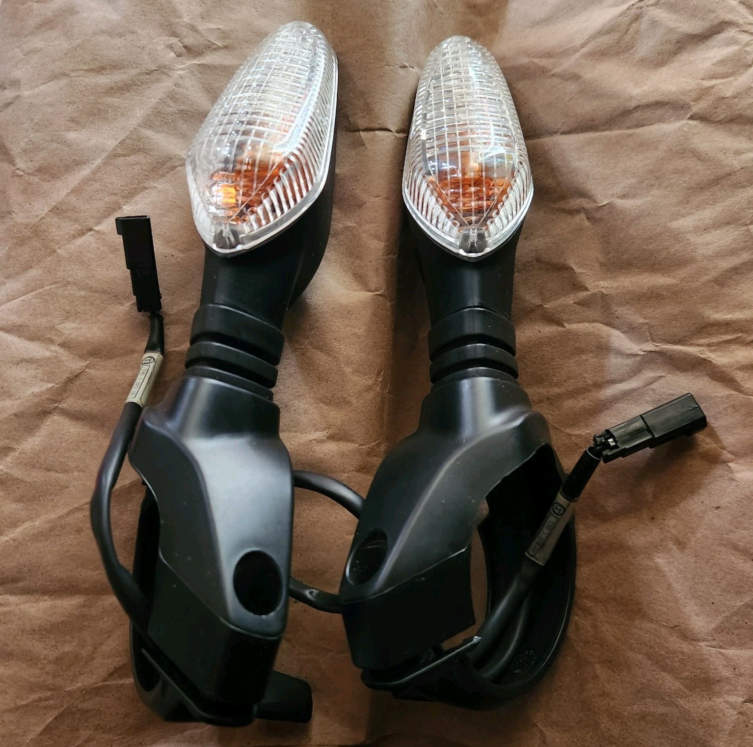 Oem Ducati Front Turn Signal Flasher Lights with Bracket Set 53010322A 8291F352A