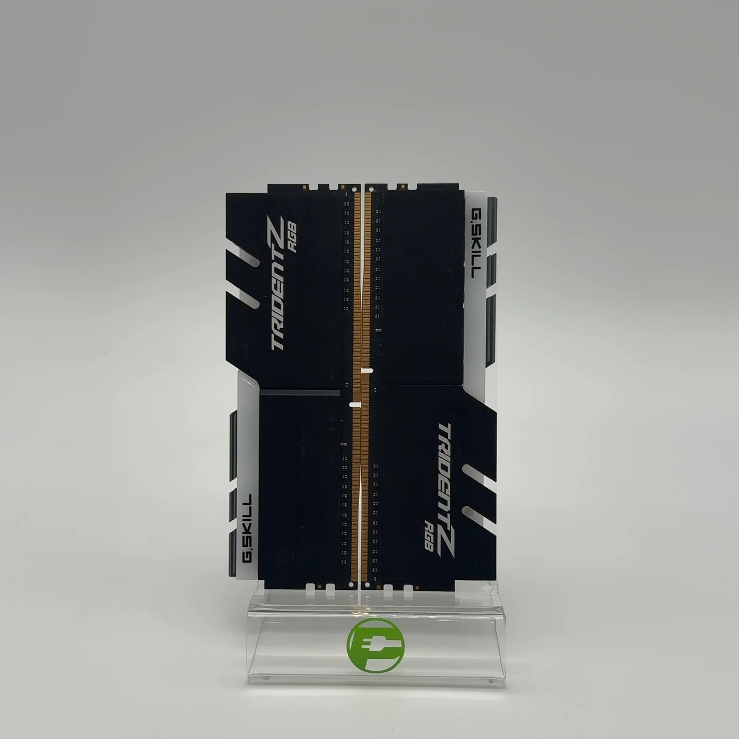 G.Skill F4-3200C16D-16GTZR 16GB (2x8GB) RAM DDR4 3200MHz F4-3200C16D-16GTZR