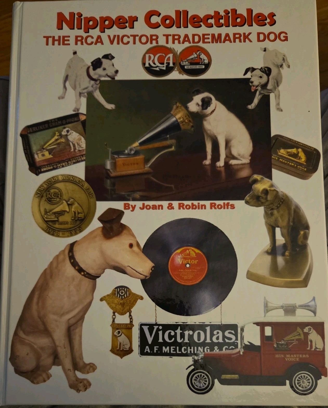 NIPPER -The RCA Victor Phonograph Dog COLLECTORS GUIDE- SIGNED- GENTLY USED 