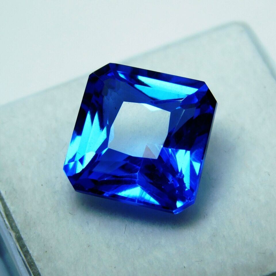 AAA+ 10.60 Ct Natural Flawless Blue Sapphire Square Cut Certified Loose Gemstone