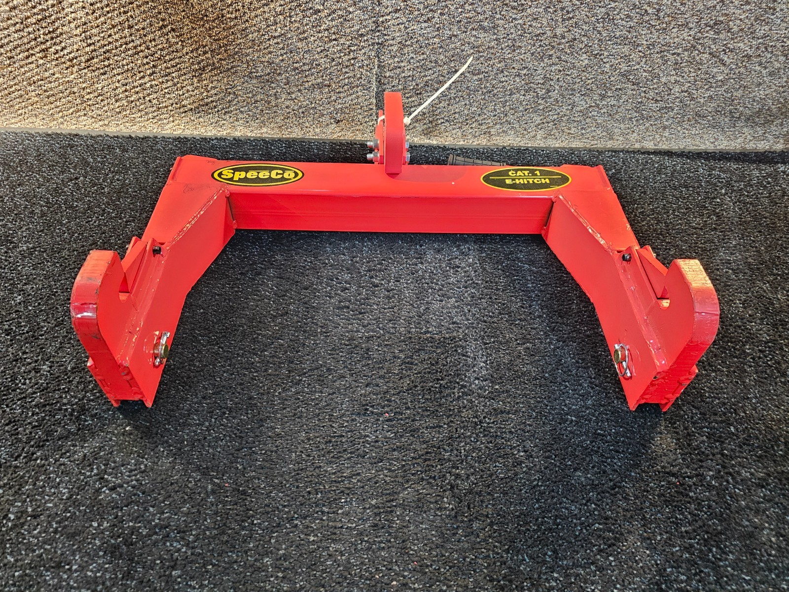 SpeeCo Red 3-Point Quick Hitch Category 1, 2000 lb Lift Cap. Powder Coated Steel