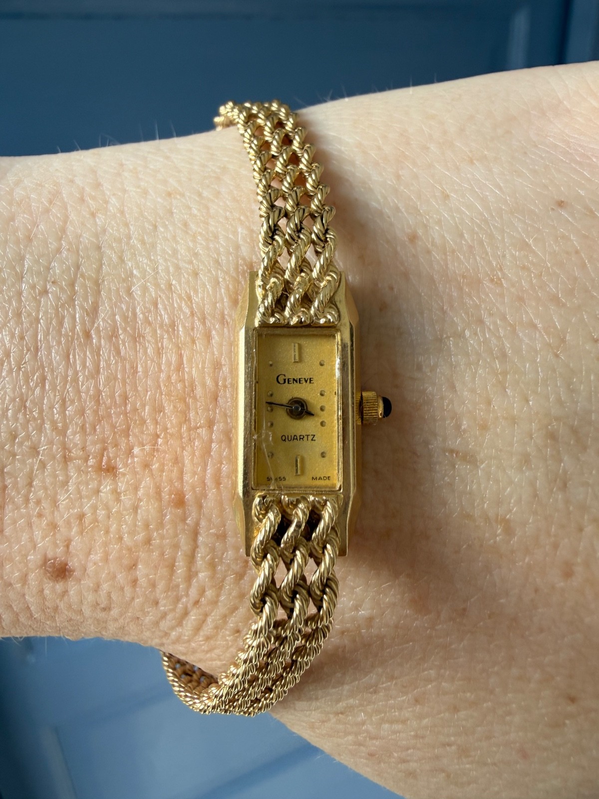 Geneve 14K Gold Rope Chain Bracelet Quartz Ladies Watch           VINTAGE & RARE