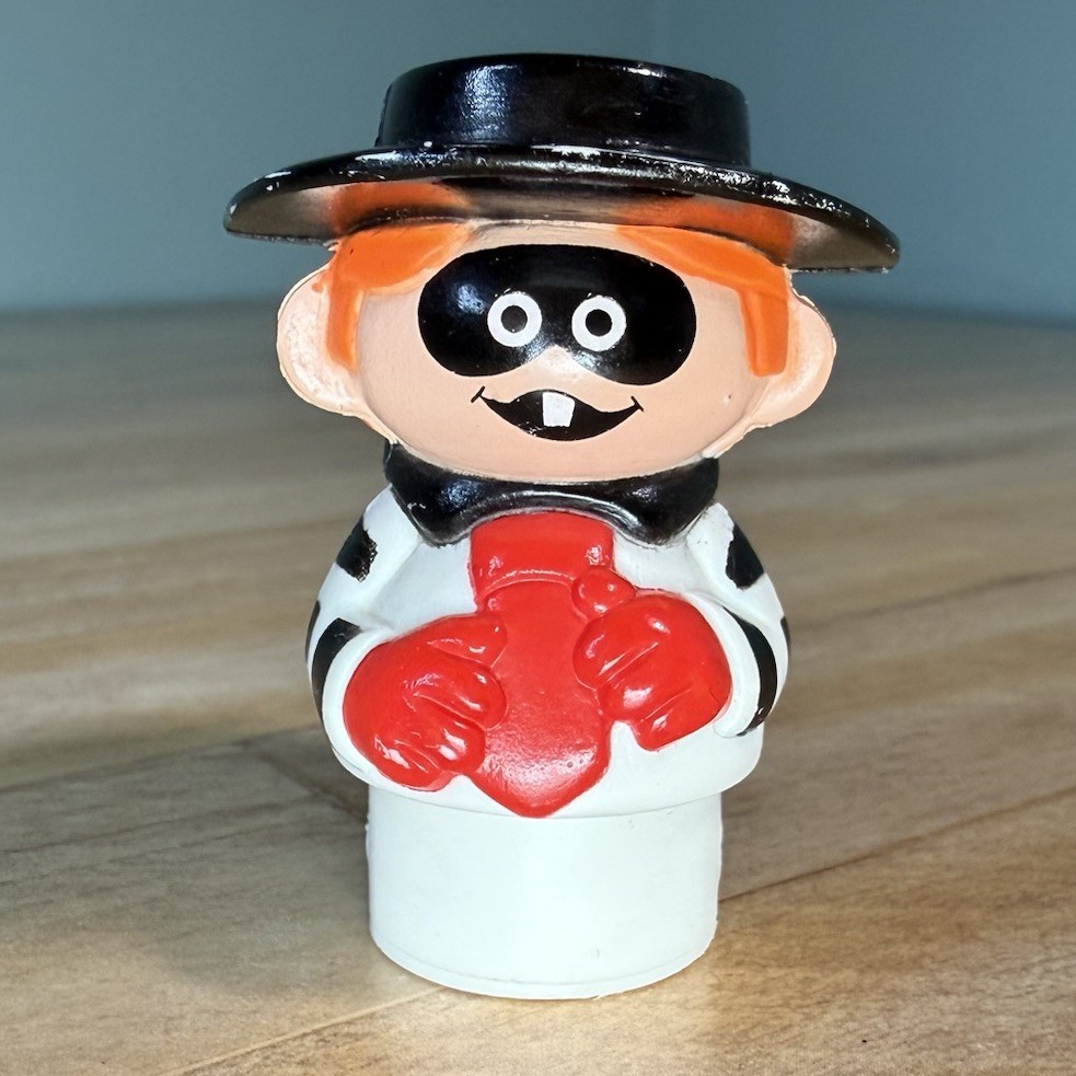 Vintage 1989 Fisher Price Little People #2552 McDonalds Hamburglar Figure RARE