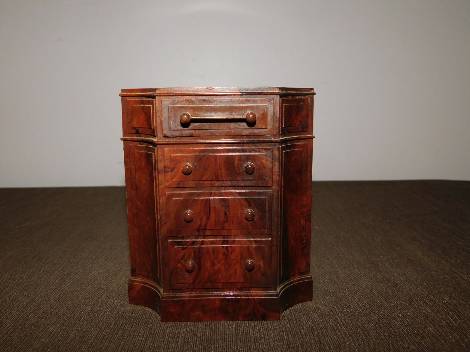VINTAGE MINI FURNITURE 4 1/2\ VINTAGE MINI FURNITURE 4 1/2\