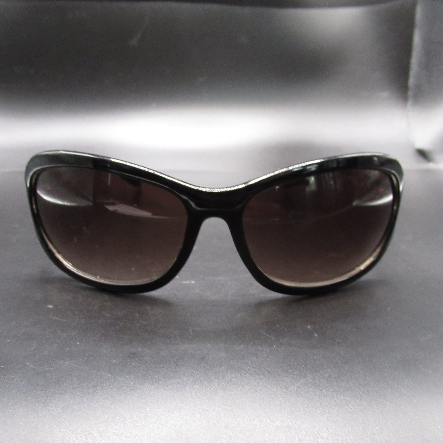 Mossimo Women's Black Oversized Sunglasses with Patterned Temples & Gradient Mossimo Women's Black Oversized Sunglasses with Patterned Temples & Gradient