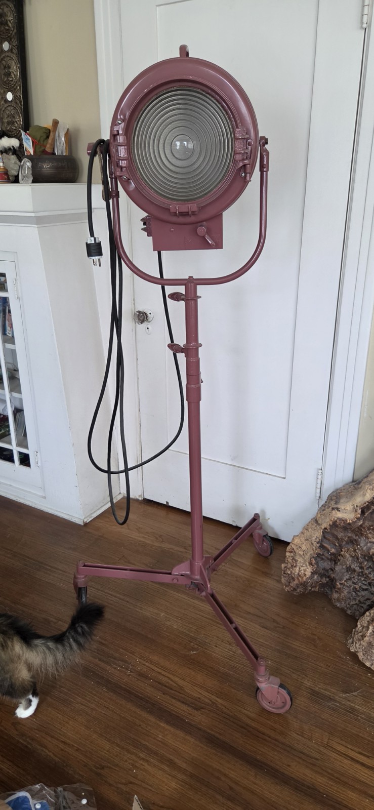 Vintage Mole Richardson Incandescent Stage Spotlight on Wheeled Stand, Red,Tilt Vintage Mole Richardson Incandescent Stage Spotlight on Wheeled Stand, Red,Tilt