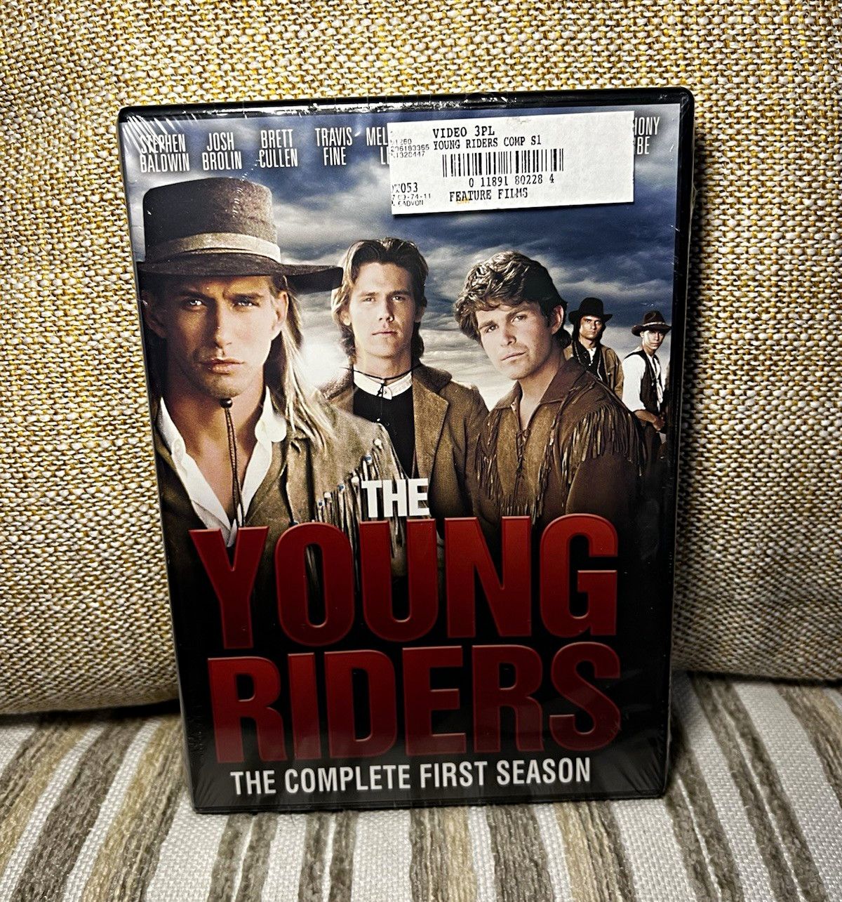MGM The Young Riders: Complete First Season DVD Full Screen NR 1152 min
