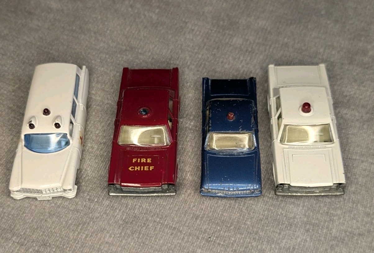 Vintage Matchbox Lesney Ford Galaxie Lot (4) Fire Chief, Police & Ambulance