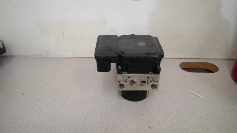 2013-2014 Dodge Challenger ABS Anti-Lock Brake Pump Assembly OEM