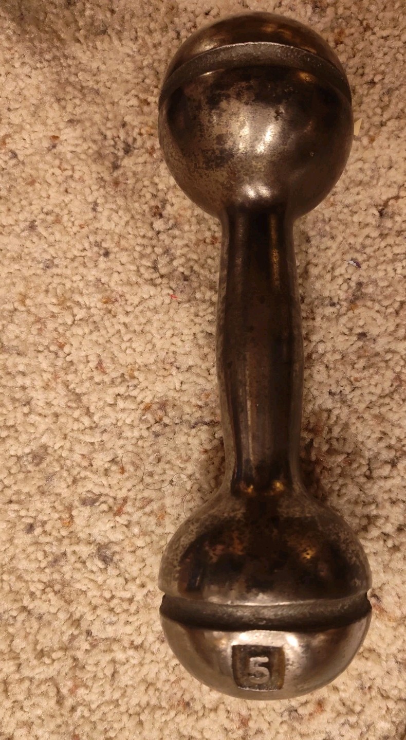 ANTIQUE / VINTAGE CAST IRON . GLOBE, ROUND HEAD DUMBBELL 5 lbs ANTIQUE / VINTAGE CAST IRON . GLOBE, ROUND HEAD DUMBBELL 5 lbs