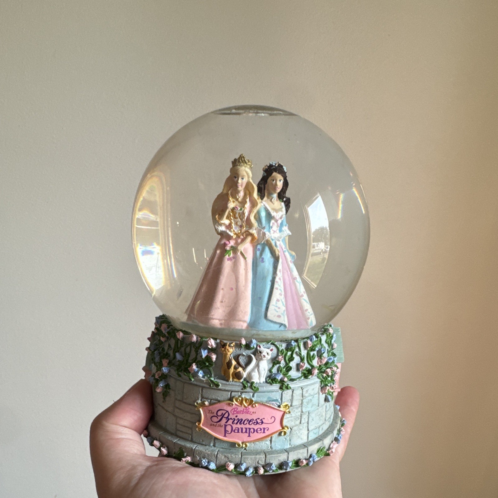 RARE VINTAGE Barbie Princess & the Pauper Musical Snow Globe Water Globe