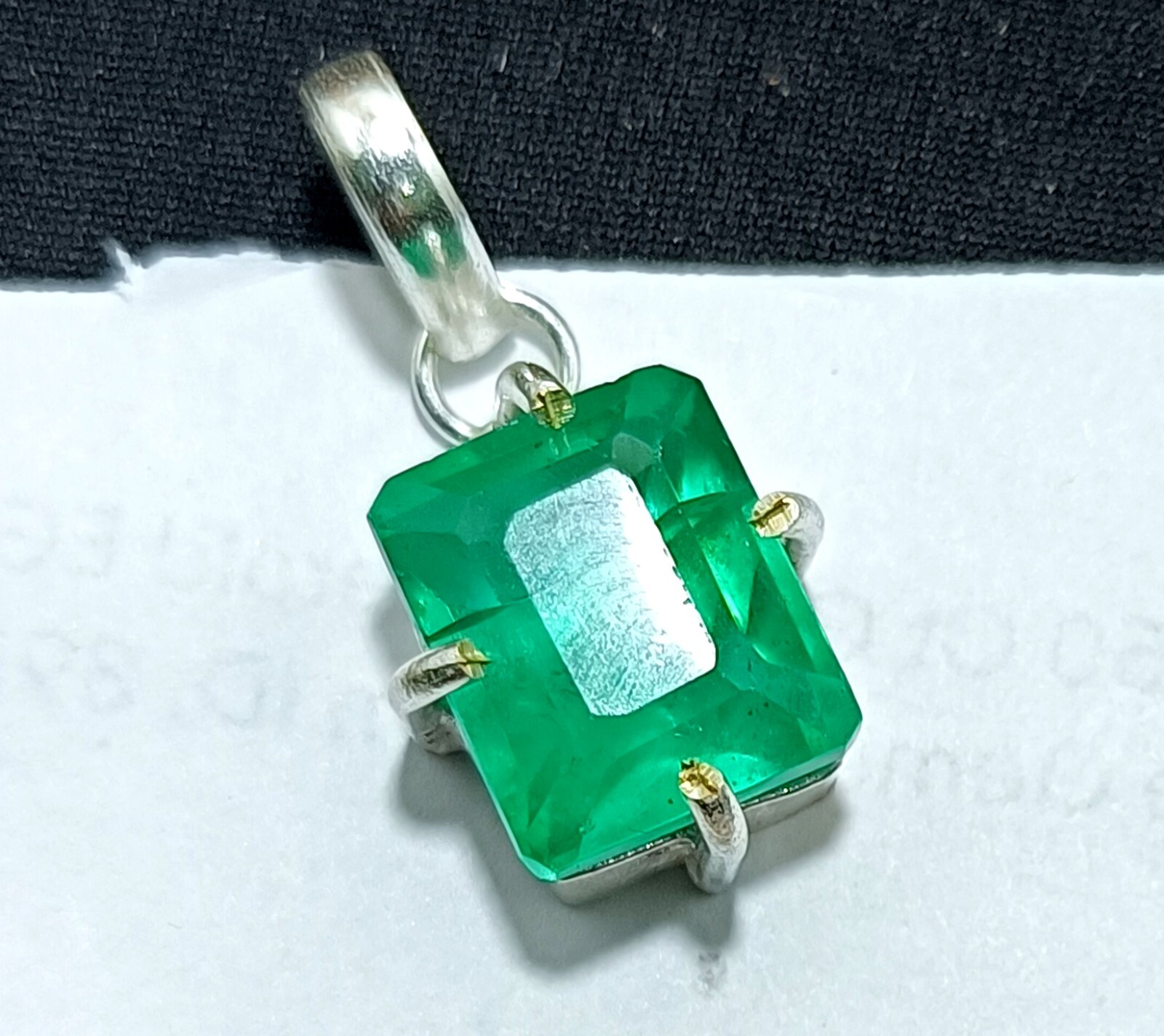 Certified 24.10 Ct Natural Emerald 925 Solid Silver Emerald Cut Pendant Gemstone