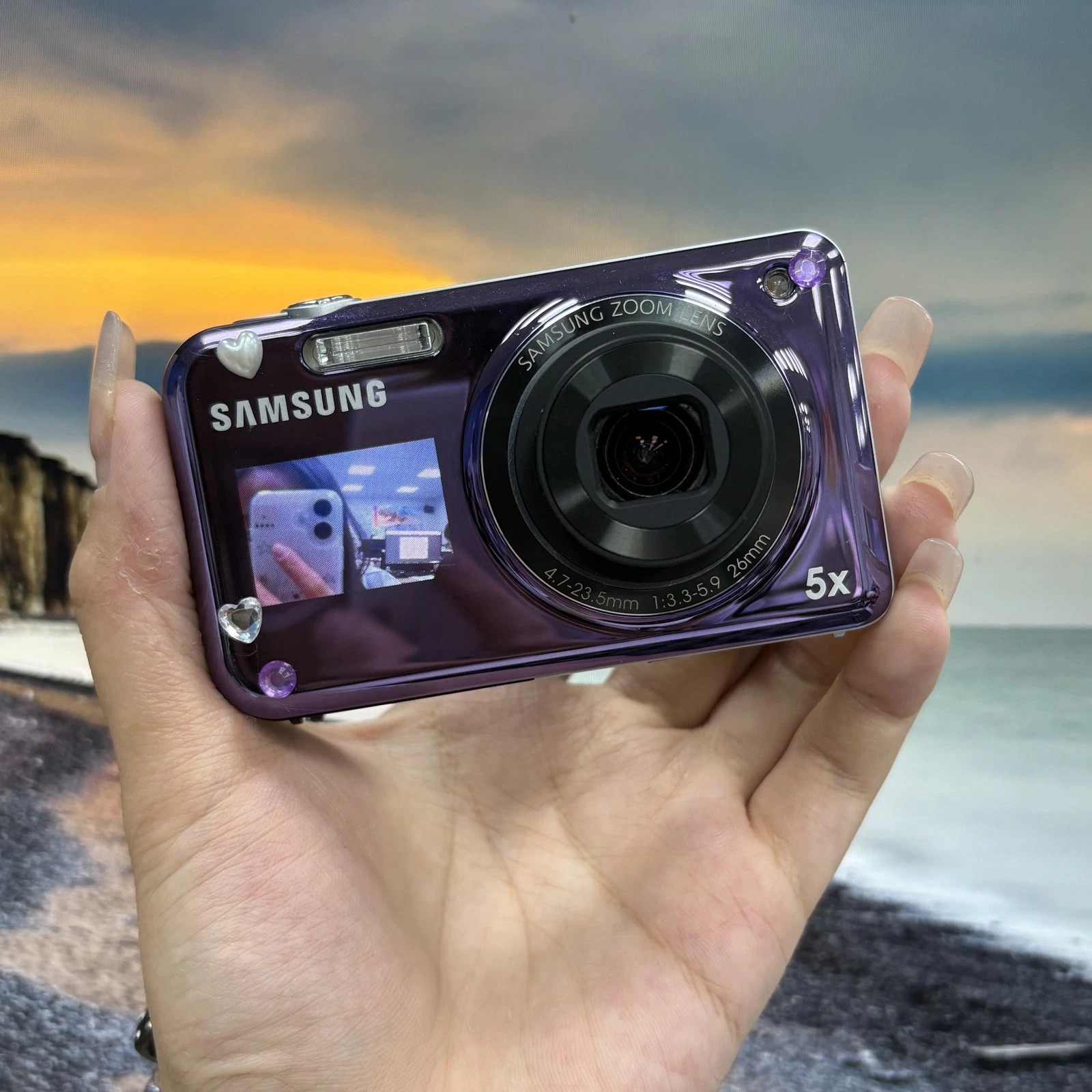 Samsung PL120 14MP 5x Zoom Digital Camera Dual LCD 27mm Wide 720pHD Video Purple