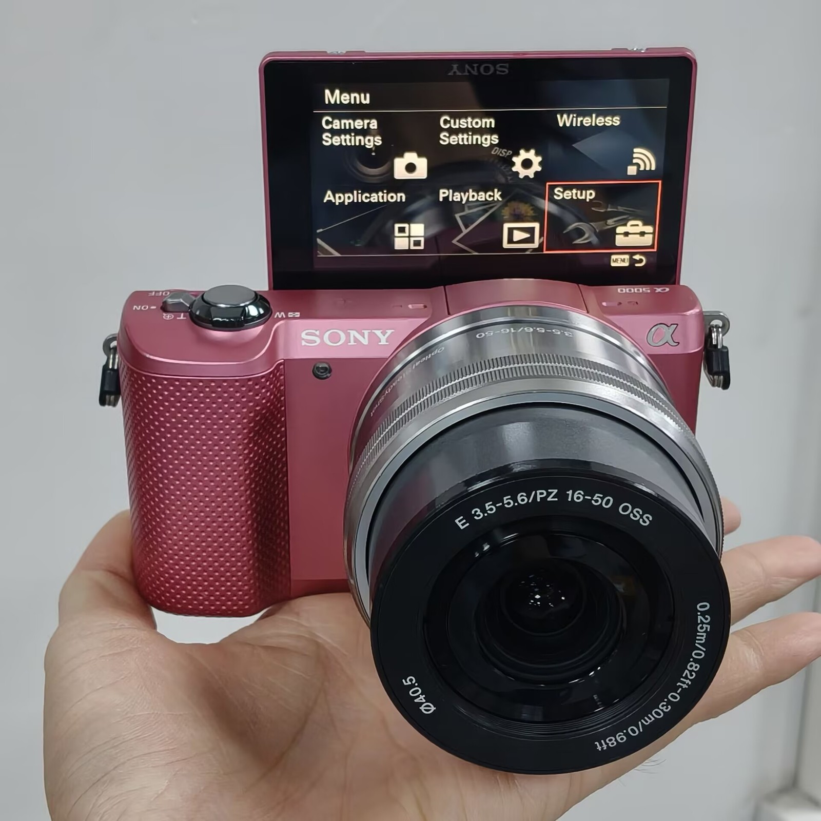 Sony Alpha a5000 Mirrorless Digital Camera w/16-50mm Lens W/Accessories 95% New