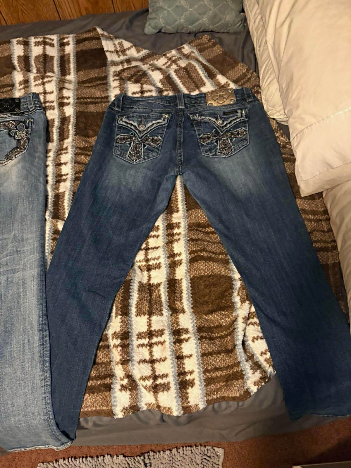 Miss Me Women Skinny Jeans Pants Lot of 2 Pairs Blue Denim size 31x31 Miss Me Women Skinny Jeans Pants Lot of 2 Pairs Blue Denim size 31x31