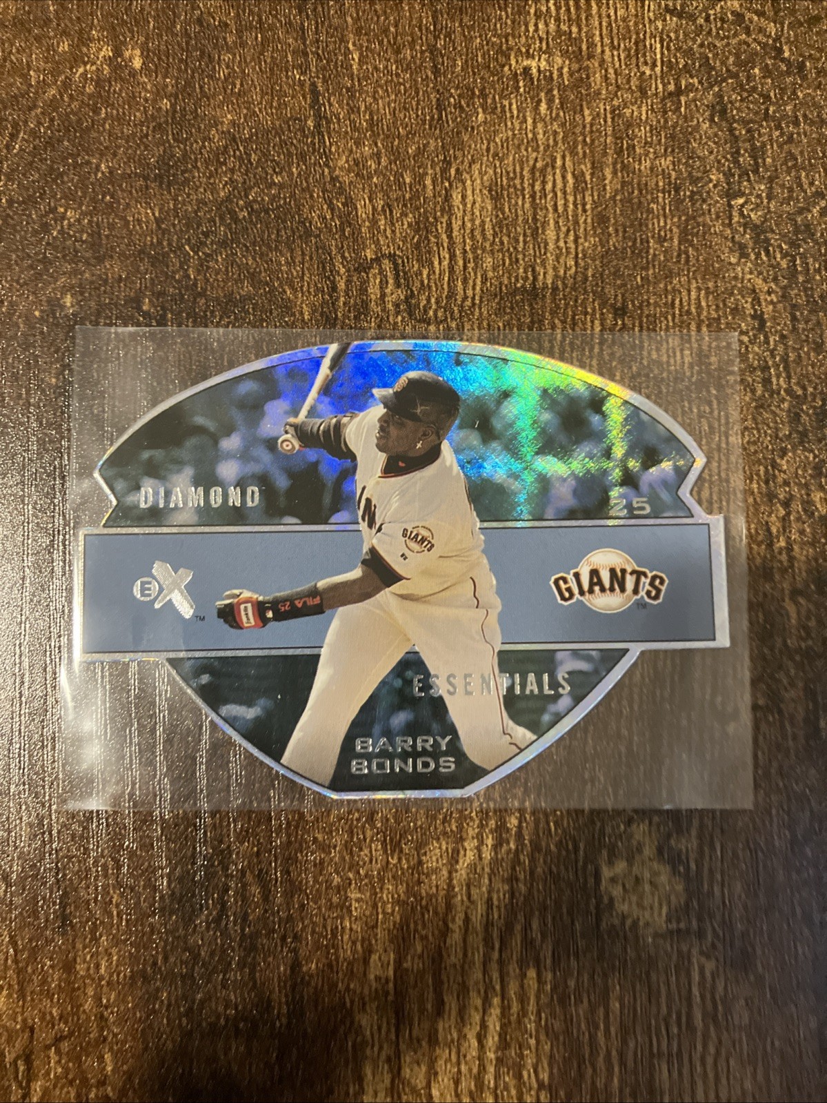 2003 Fleer E-X Diamond Essentials Barry Bonds #4DE /30 2003 Fleer E-X Diamond Essentials Barry Bonds #4DE /30