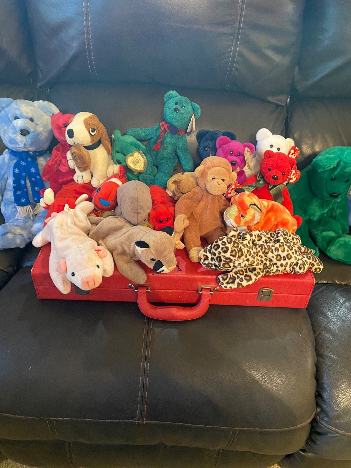 18 TAGGED TY Beanie Babies names/prices in description TO BUY INDIVIDUAL ALL$100