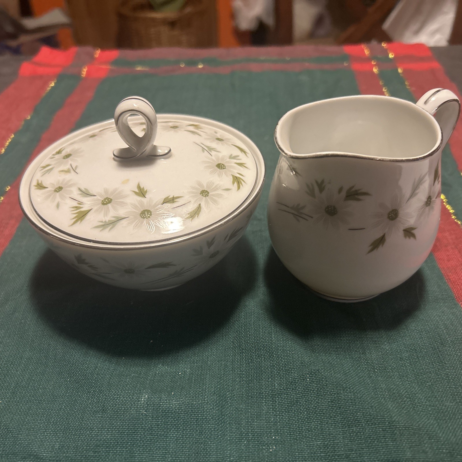 Mikasa Clarissa 5727 Fine China Sugar And Creamer Set EC Mikasa Clarissa 5727 Fine China Sugar And Creamer Set EC