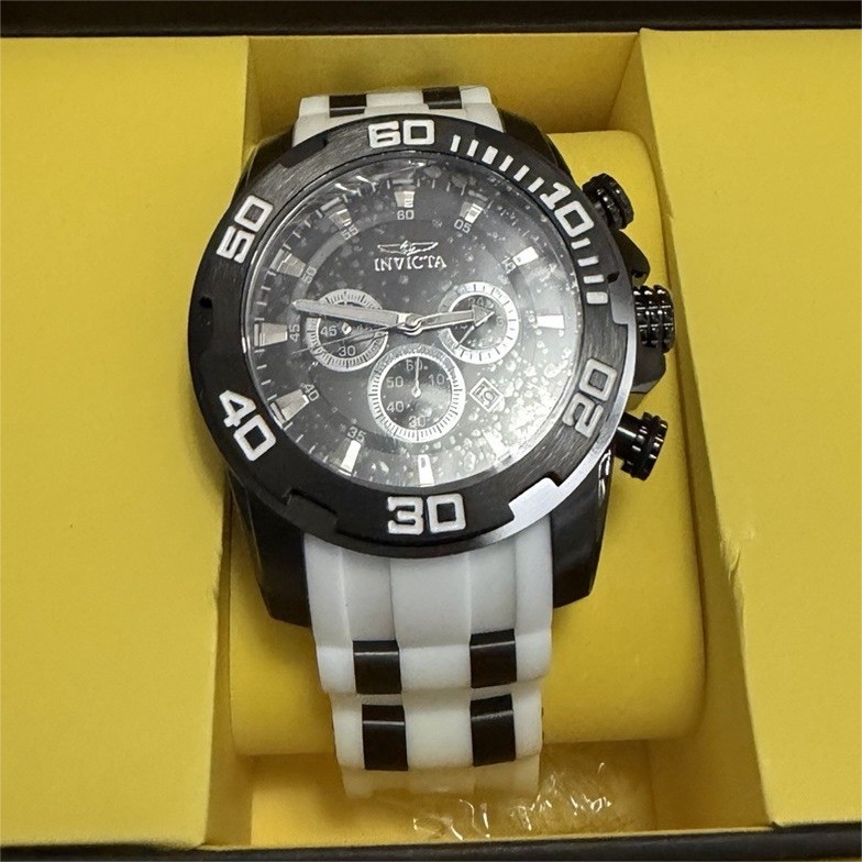 Invicta Quartz Chronograph Date Black Dial White/Black Strap w/ Box