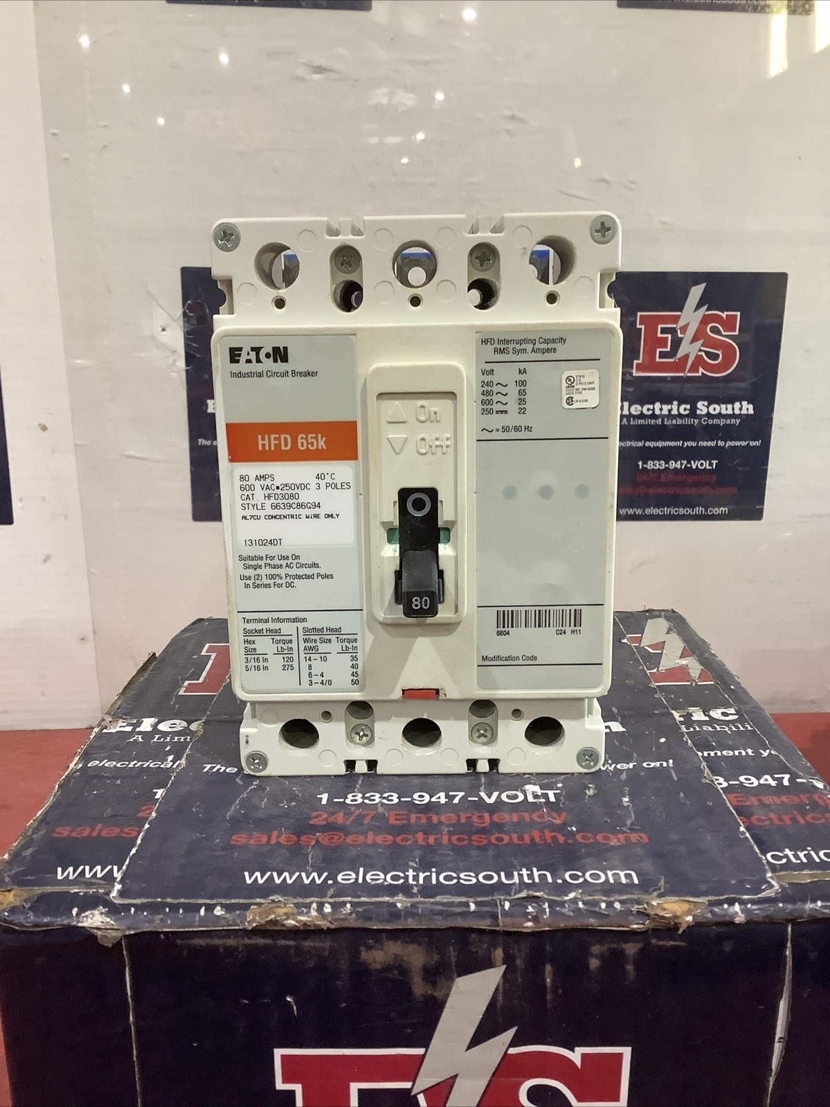Eaton Circuit Breaker HFD3080 80 Amp 600 Volt 3 Pole Eaton Circuit Breaker HFD3080 80 Amp 600 Volt 3 Pole