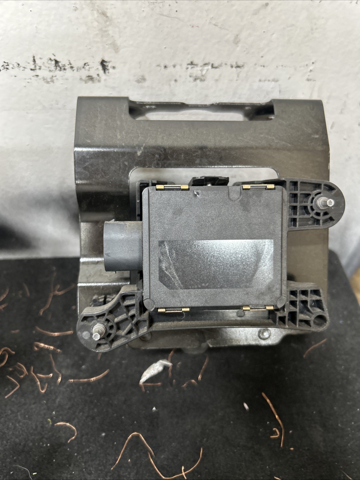 OEM 2018-2025 Honda Odyssey Front Distance Radar Cruise Sensor 36801-THR-A220 OEM 2018-2025 Honda Odyssey Front Distance Radar Cruise Sensor 36801-THR-A220