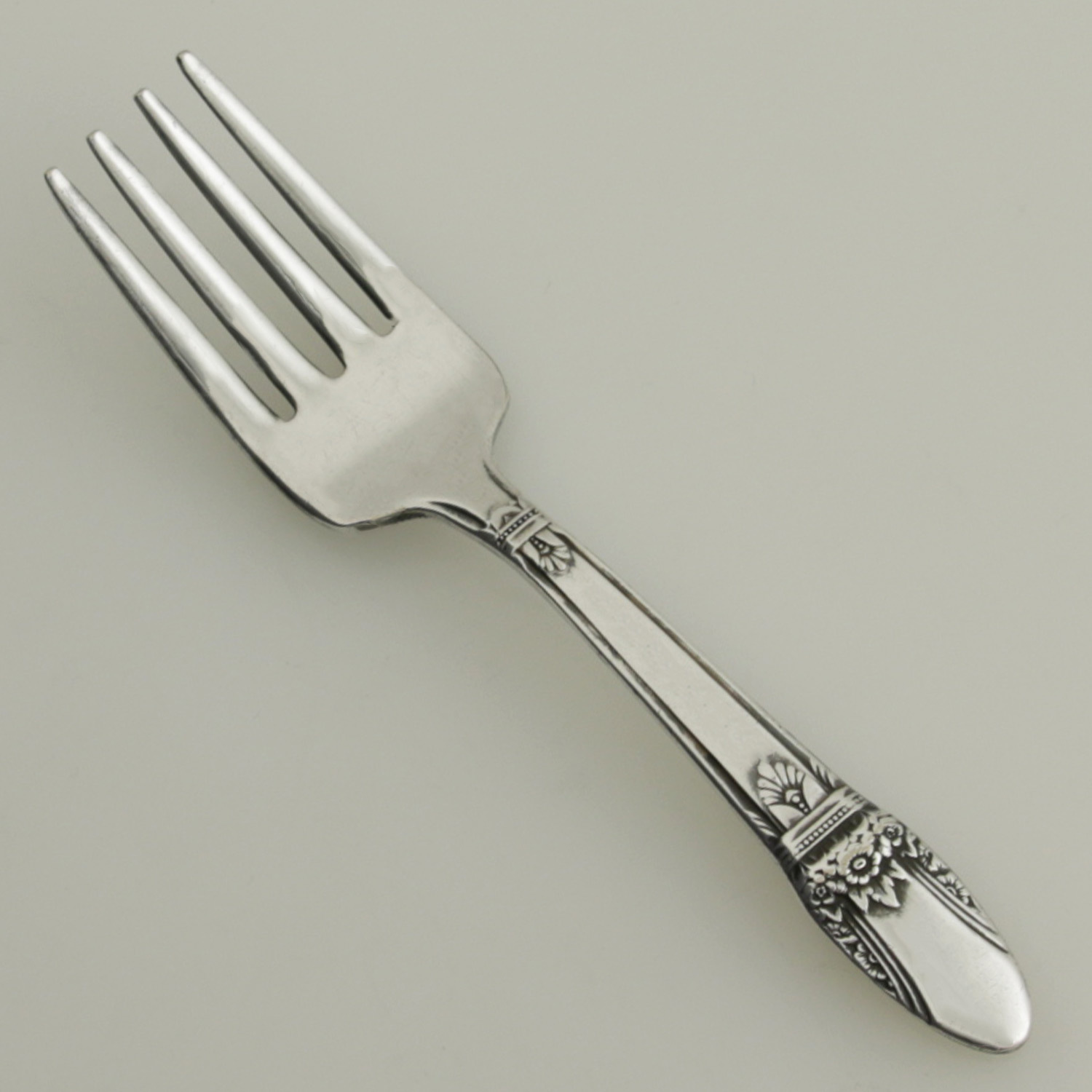 1847 Rogers Bros FIRST LOVE International Silver Plate 1941 Flatware CHOICE