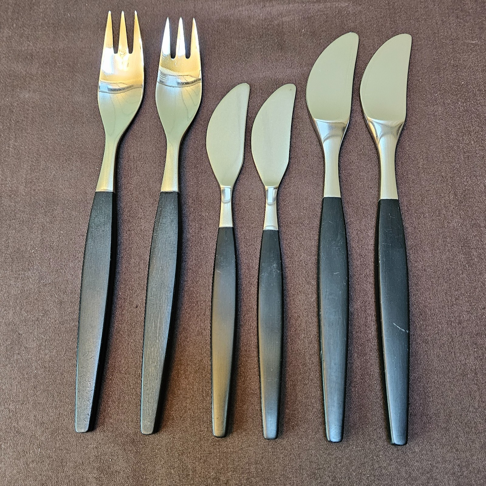 Gense FOCUS DELUXE BLACK Stainless Flatware; Lot of 6 – Forks & Knives