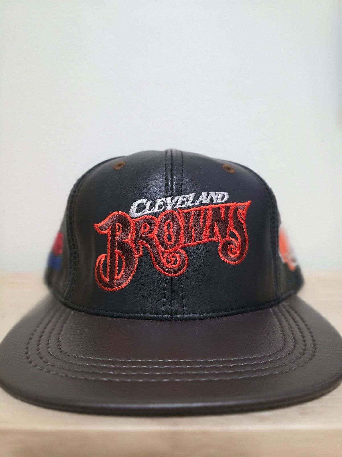 NWT VINTAGE 80s/90s Cleveland Browns Genuine Leather Snapback Hat Cap USA NFL