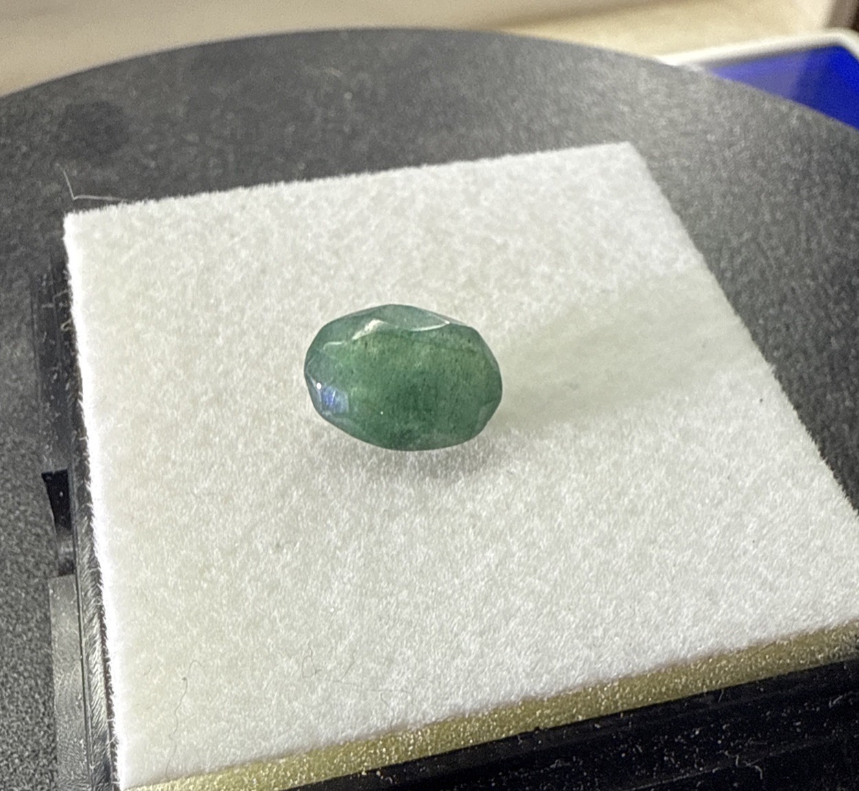 3.25Ct. Zambian Commercial Green Emerald Oval Faceted 100% Natural Untreated 3.25Ct. Zambian Commercial Green Emerald Oval Faceted 100% Natural Untreated