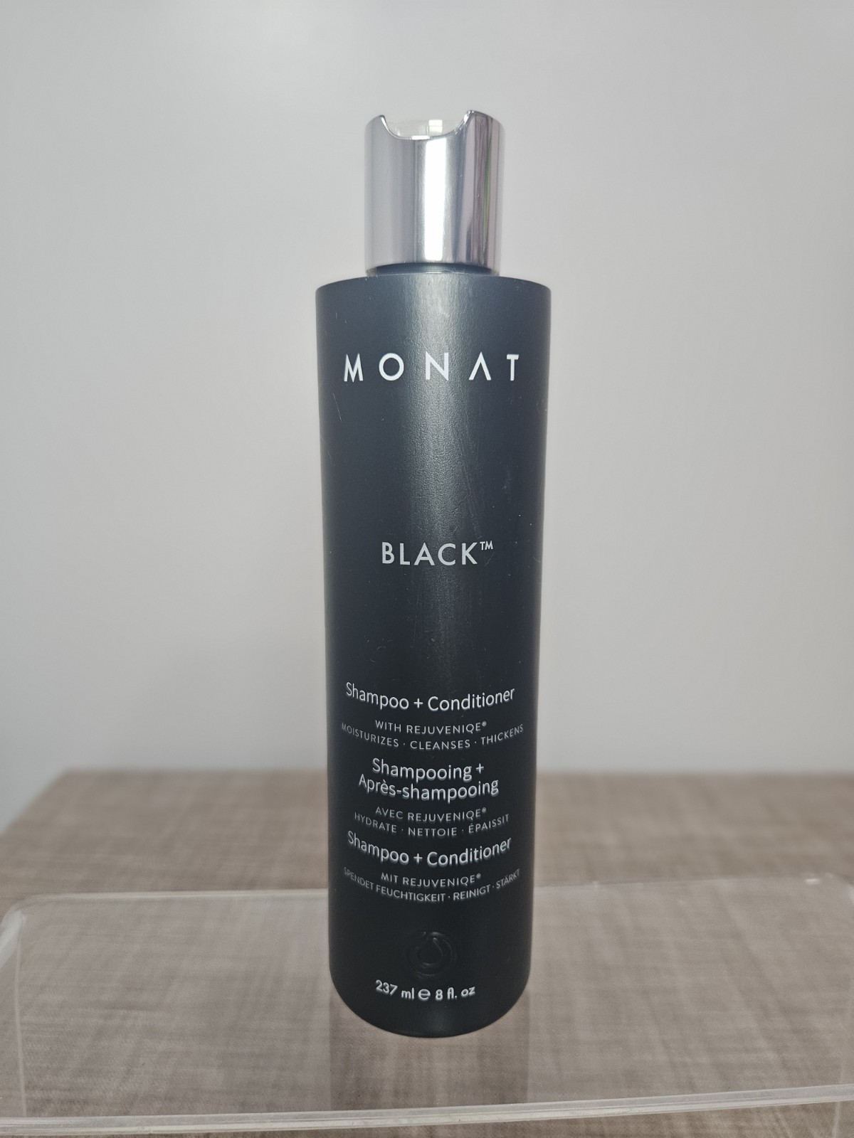 NEW - Monat Black 2 in 1 Shampoo + Conditioner
