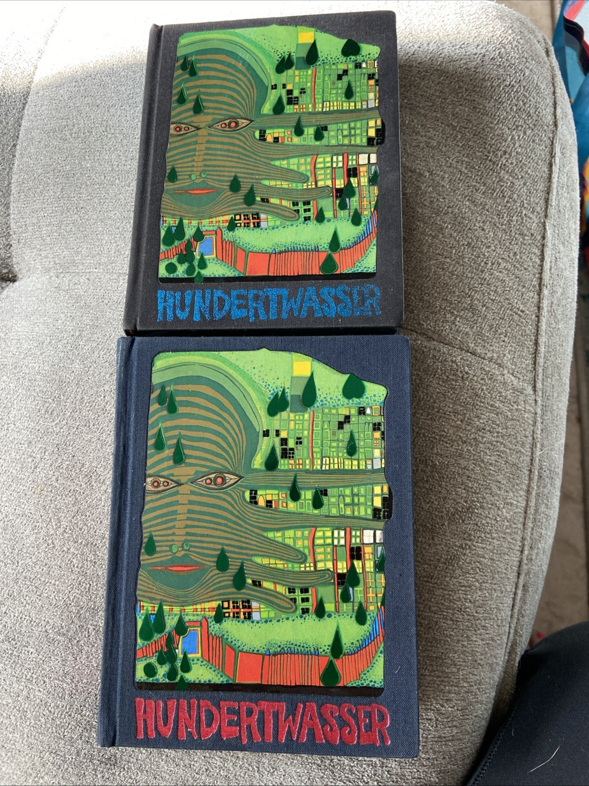 Hundertwasser Exhibition Catalog Lot Australia 1973-74 USA 1975-80 Metallic Pics Hundertwasser Exhibition Catalog Lot Australia 1973-74 USA 1975-80 Metallic Pics