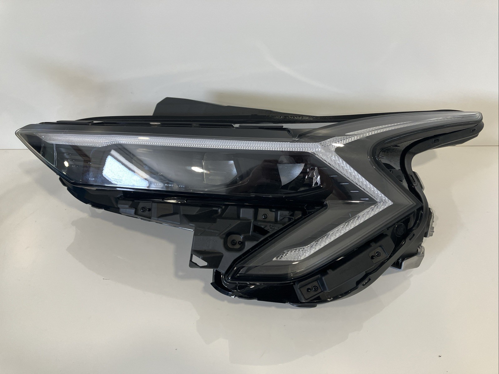 2025 2026 Kia K5 Driver Left LH LED Headlight OEM 1664
