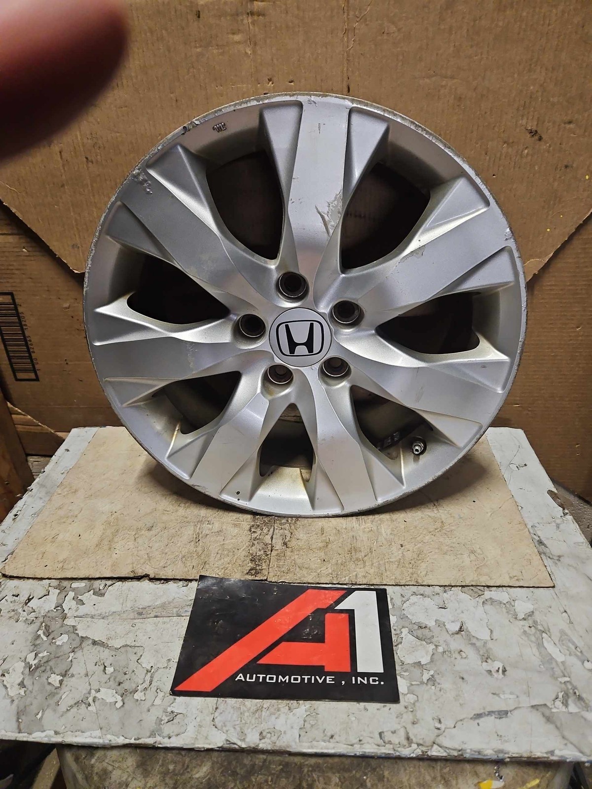 08-10 HONDA ACCORD Wheel Rim 17x7-1/2 7 Spoke 5 Lugnut Aluminum W/TPMS Cap OEM
