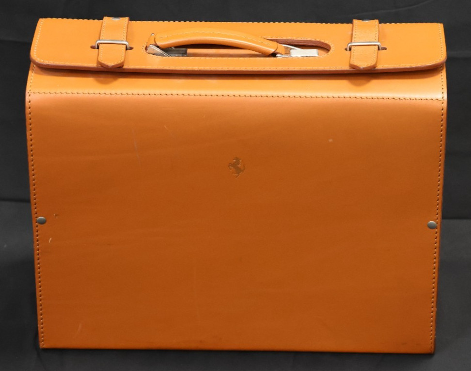 Ferrari Schedoni Leather Cleaning Kit Case or Tool Bag 1990s EX+ Ferrari Schedoni Leather Cleaning Kit Case or Tool Bag 1990s EX+
