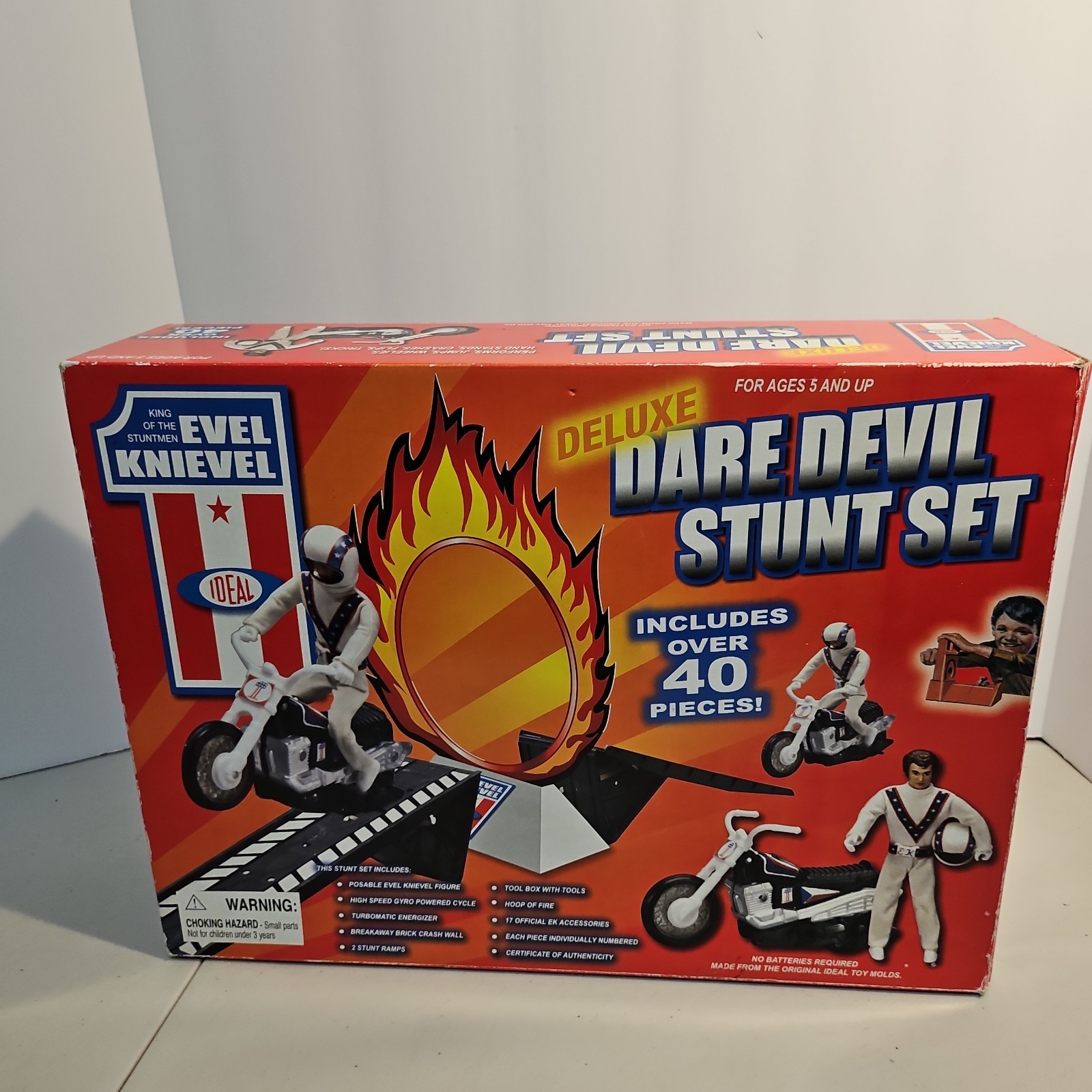 EVEL KNIEVEL DELUXE Dare Devil Stunt Set IDEAL TOYS 2006 Incomplete EVEL KNIEVEL DELUXE Dare Devil Stunt Set IDEAL TOYS 2006 Incomplete