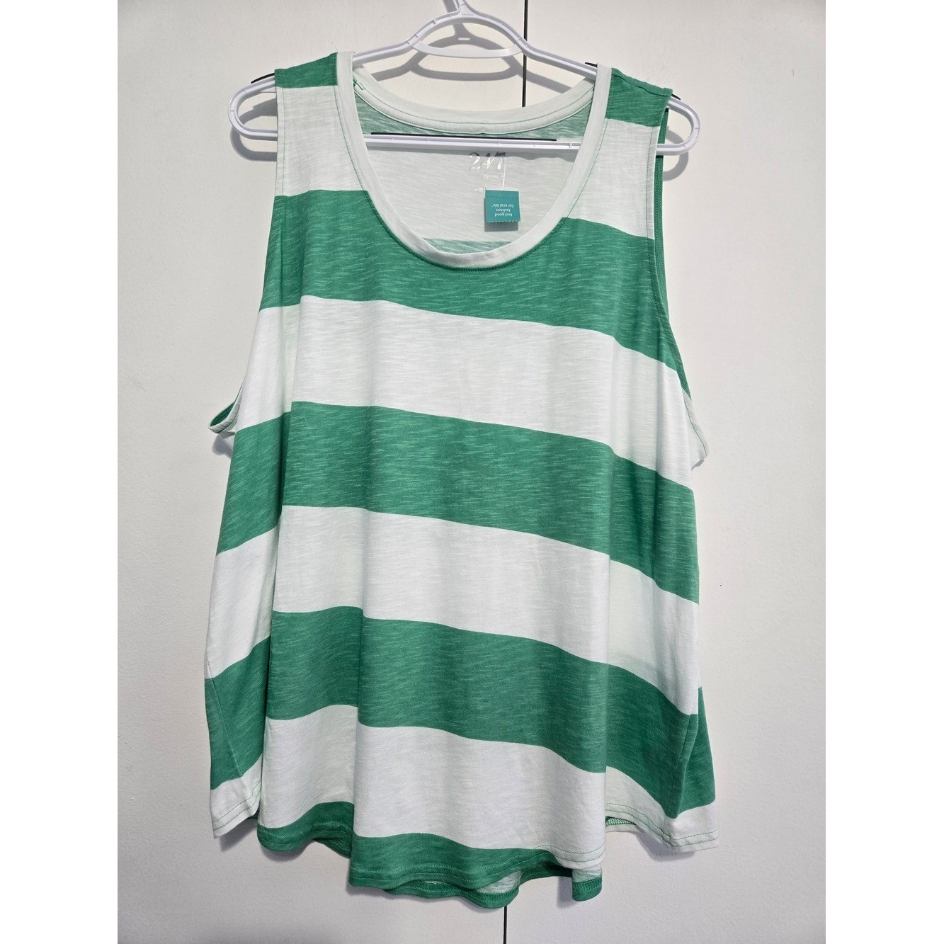 NWT 24/7 by Maurices 2X Green White Striped Swing Tank Top