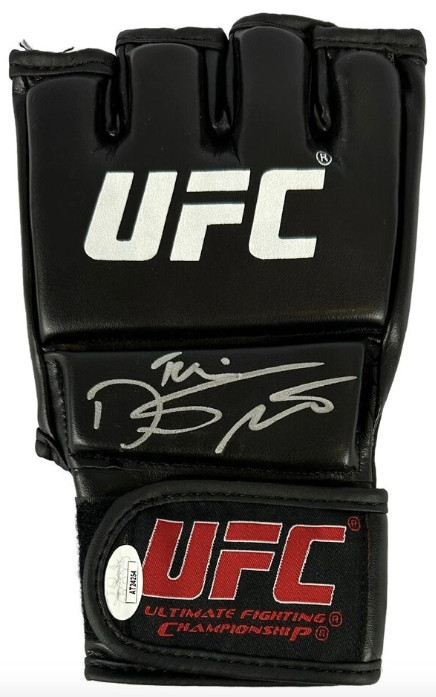 Dustin Poirier autographed signed inscribed glove UFC JSA The Diamond