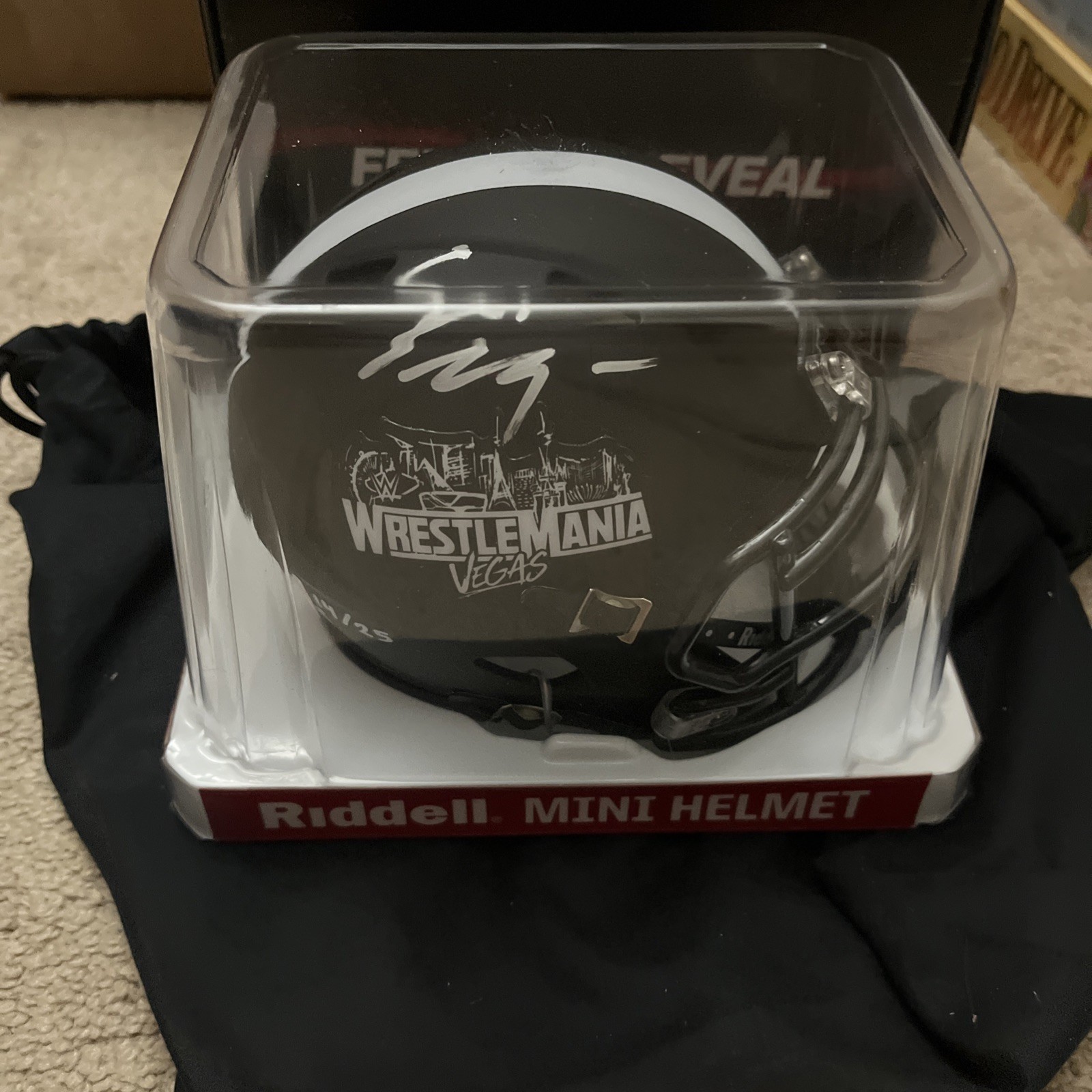 Fanatics WWE Sami Zayn WrestleMania Vegas Sami Zayn Signed Mini Helmet /25 Auto