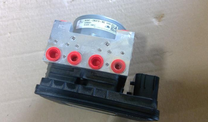 2020-2021 Ford transit connect ABS Anti-lock  brake pump assembly OEM