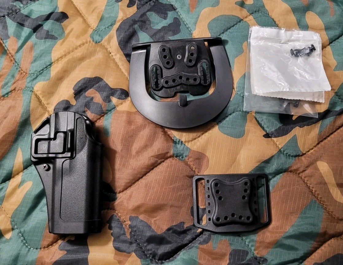Blackhawk Serp Taurus 24/7 OSS Right-hand Owb Black Paddle Holster Blackhawk Serp Taurus 24/7 OSS Right-hand Owb Black Paddle Holster