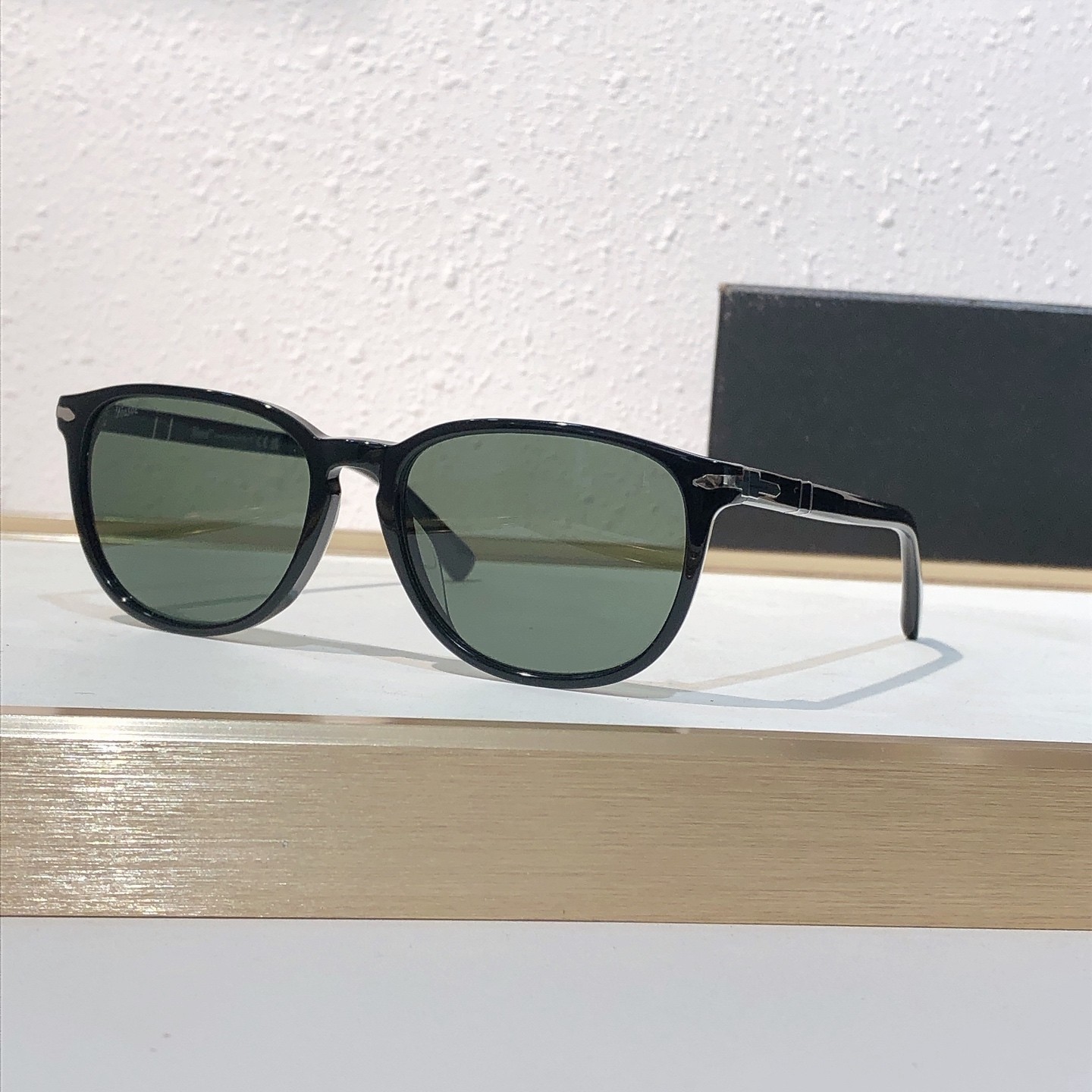 Persol Sunglasses Mod：0PO1935S Size：53口19-145