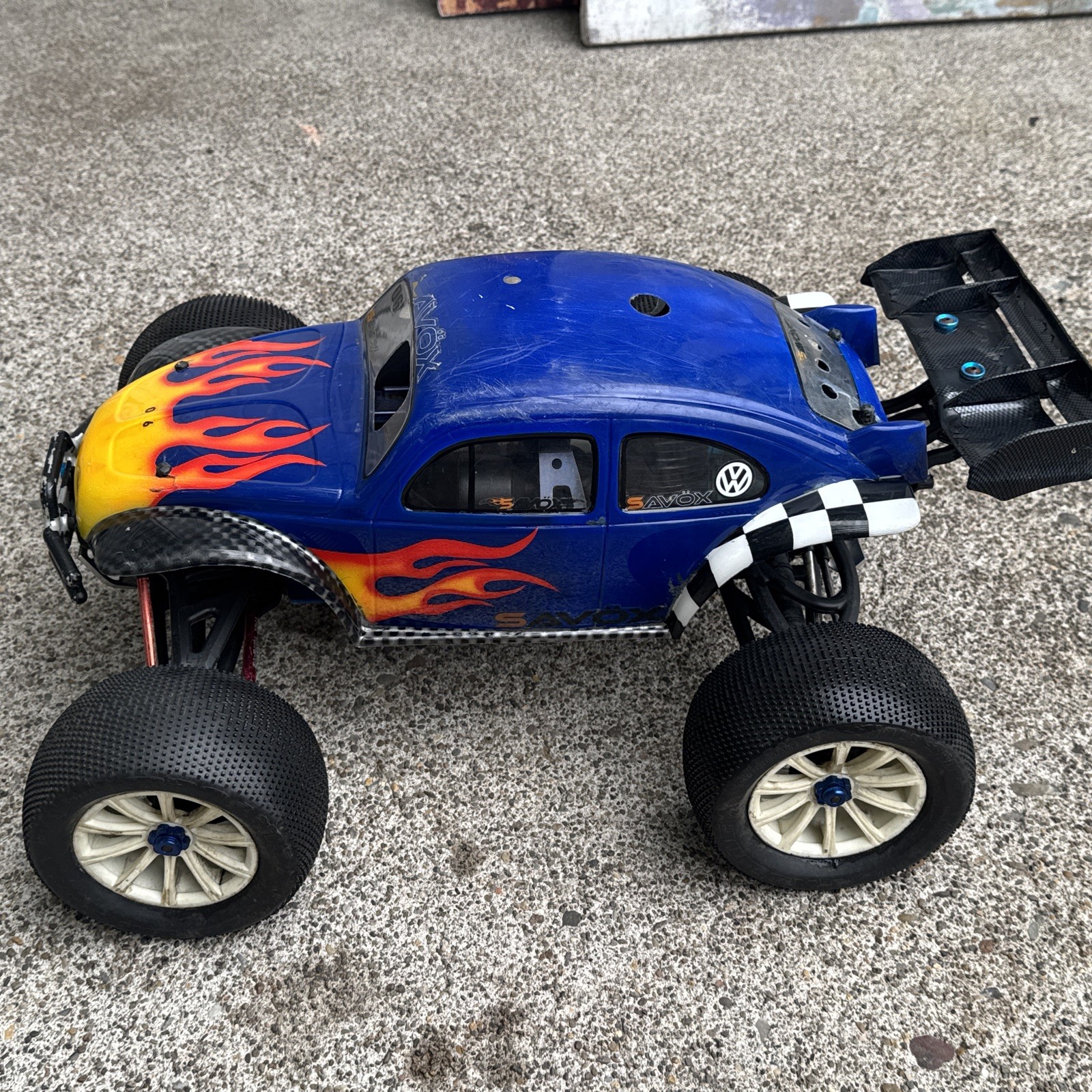 TRAXXAS REVO 3.3 Heavily Modified Rare RC Monster Truck, Everything Included