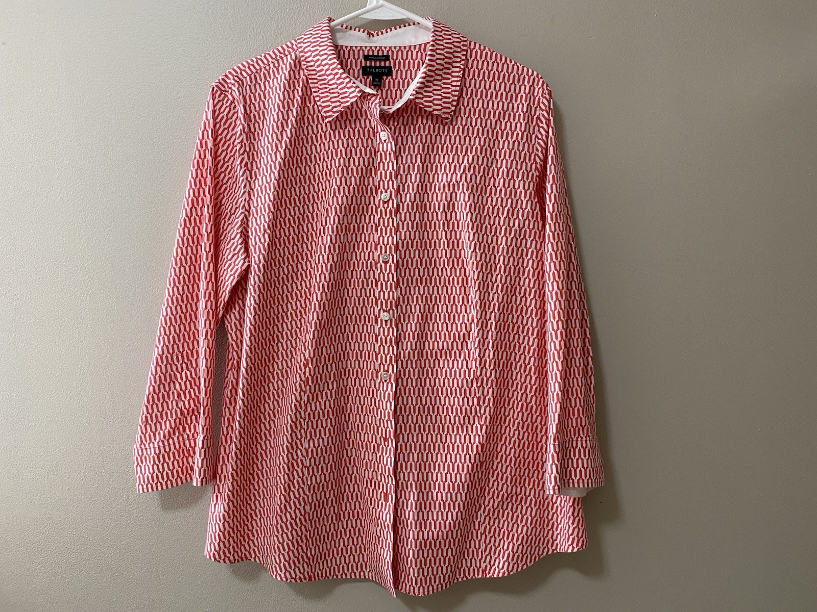 Talbots womens button up blouse shirt size 16 coral red long sleeve career