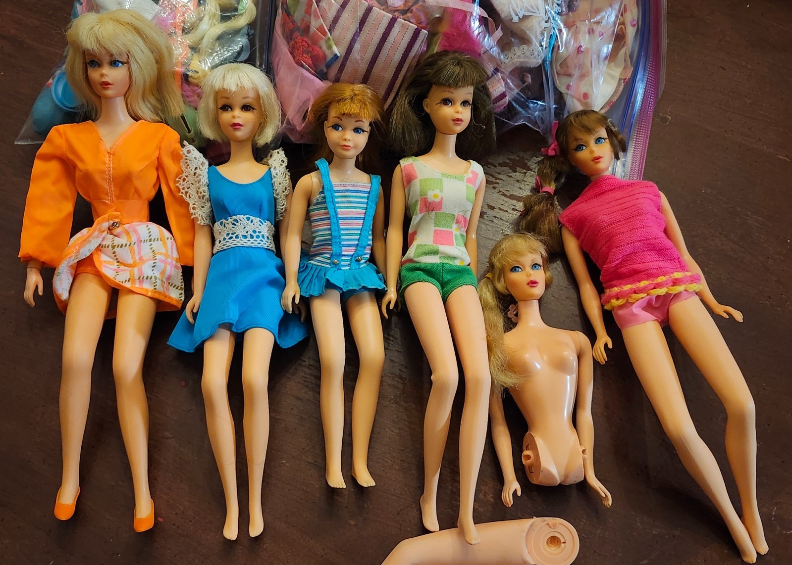 Vintage Francie Barbie & Skipper lot w Vintage Fashions Some Rare