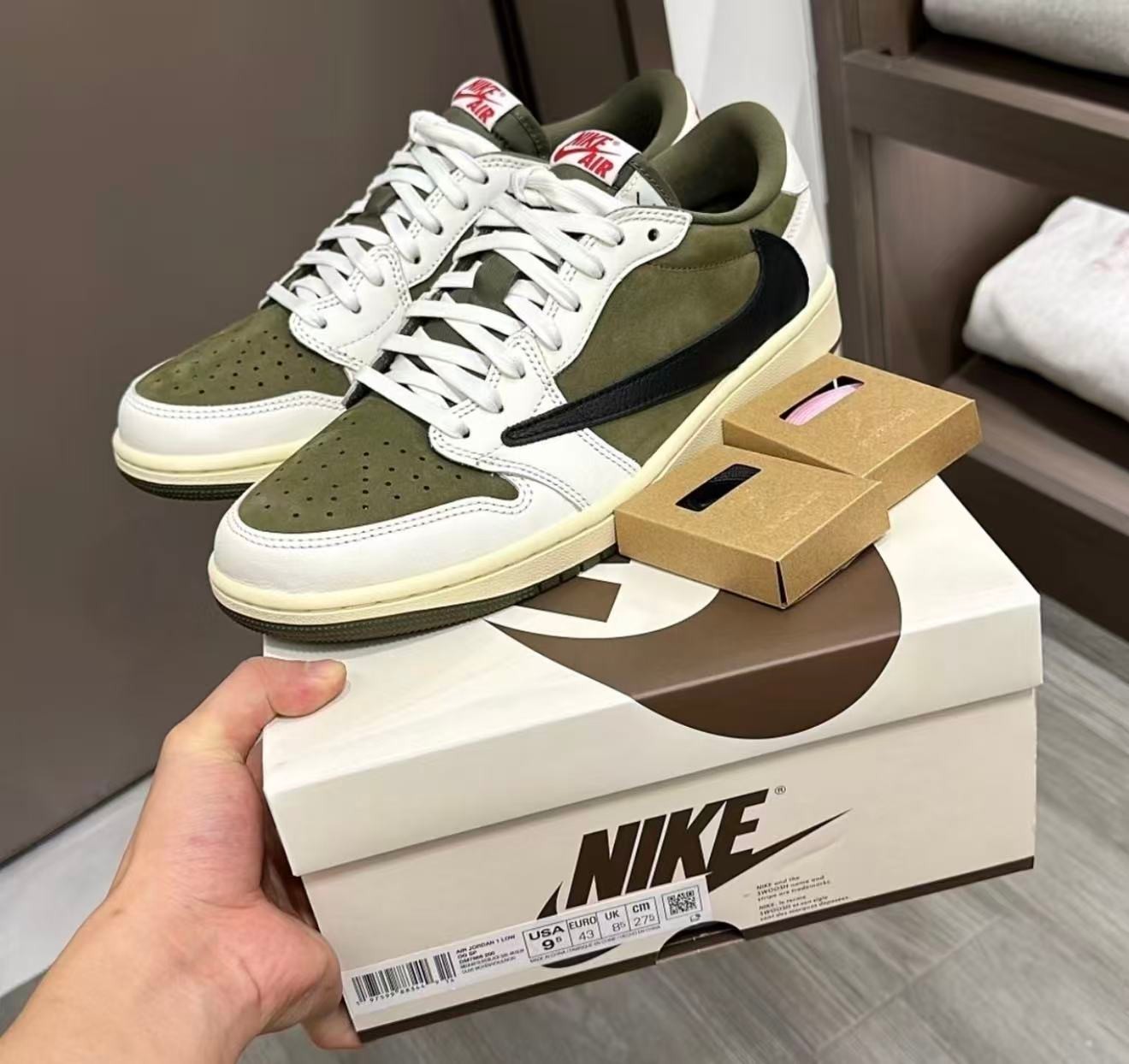 New - Air Jordan 1 Retro Low OG SP Travis Scott Medium Olive New - Air Jordan 1 Retro Low OG SP Travis Scott Medium Olive